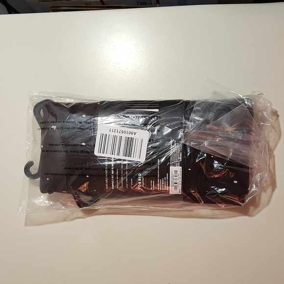 ❤️NWT VINTAGE TORRID FULL LENGTH LEGGING LAYERED PEBBLES CELESTIAL PRINT SIZE 2X - Picture 6 of 10